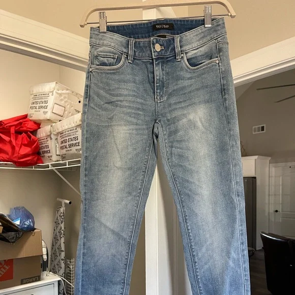 White House Black Market Jeans Denim Pants With A Zipper